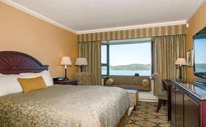 Crest Hotel