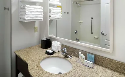 Hampton Inn & Suites Rochester-North