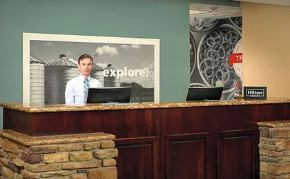 Hampton Inn & Suites Rogers