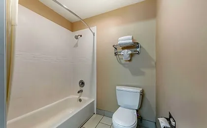 Quality Inn & Suites Anaheim Maingate