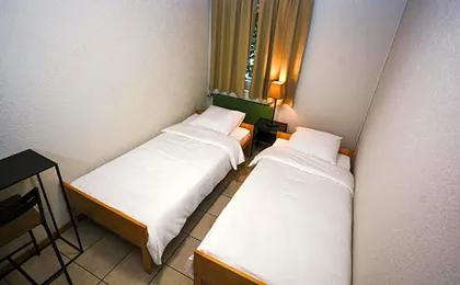 Alaïa Hostel