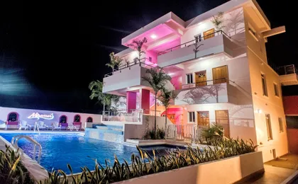 Miramar Apartments