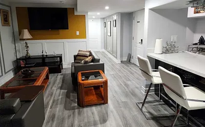 LUXURY 2-BEDROOMS UNIT WITH WIFI, LDR & PARKING.