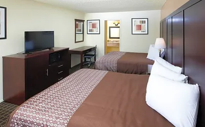 Red Lion Inn & Suites Redding