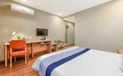 Pebble Motel (Wuwei West Street)