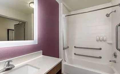 La Quinta Inn & Suites by Wyndham Chattanooga - Lookout Mtn