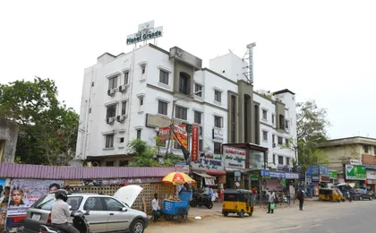 OYO Flagship 470 US Consulate