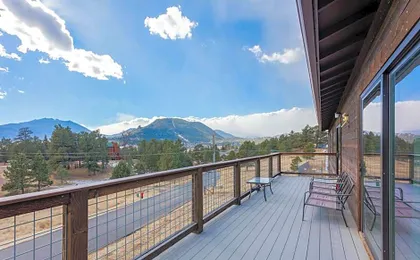 Coyote Mountain Lodge