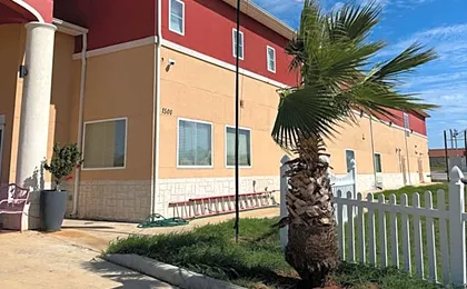 Executive Inn & Suites