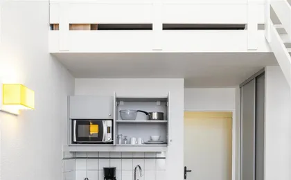 Guest room