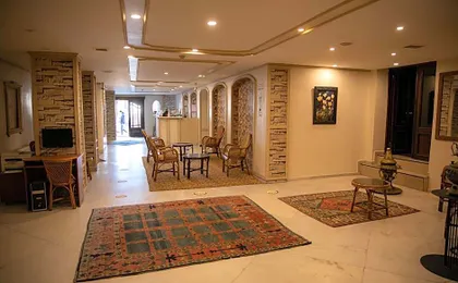 Hali Hotel