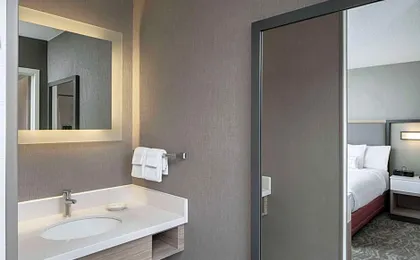 Sonesta Select Nashville Airport Suites