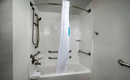 Hampton Inn Louisville-I-65 @ Brooks Rd.