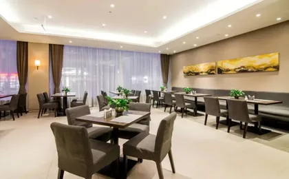 Homeinn Plus Hotel (Shanghai Bund Jinling East Road)