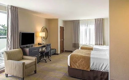 Comfort Suites Miami Airport North