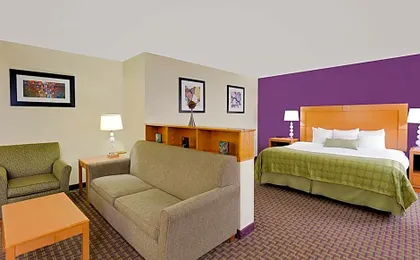 Ramada by Wyndham Marquette