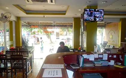 Mixok Inn