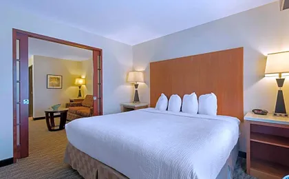 Best Western Plus Park Place Inn & Suites