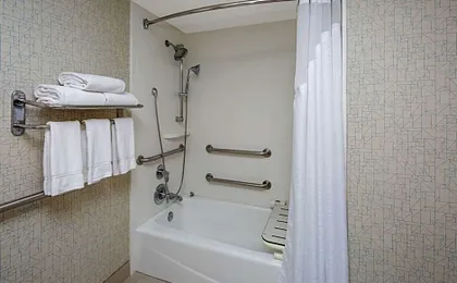 Holiday Inn Express San Diego Airport - Old Town By IHG