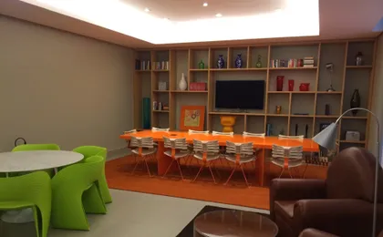 DMax Hotel