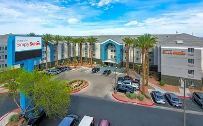 Sonesta Simply Suites Las Vegas Convention Center