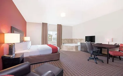 Hawthorn Extended Stay by Wyndham Dickinson