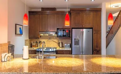 Luxurious 901 Condos by Fernie Central Reservations