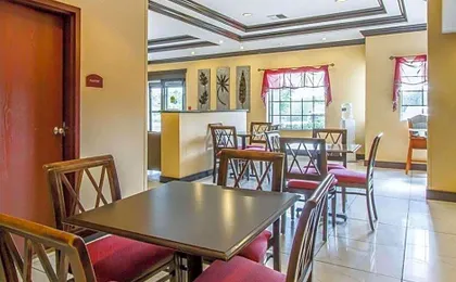 Comfort Inn & Suites Atoka