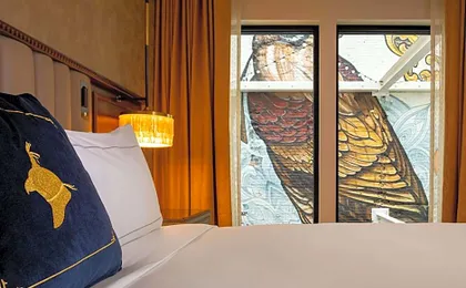 The Peregrine Omaha Downtown Curio Collection by Hilton