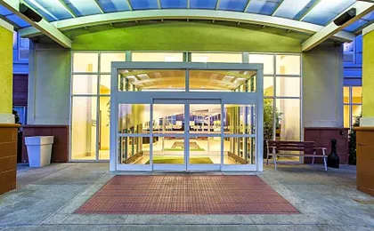 Holiday Inn Louisville Airport - Fair/Expo By IHG