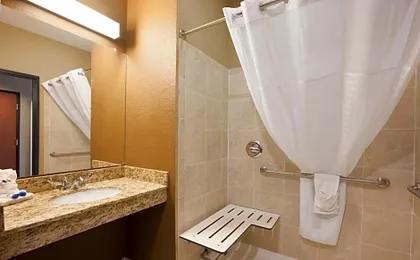 Microtel Inn & Suites By Wyndham Cotulla