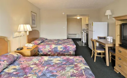 Kitchenette Room