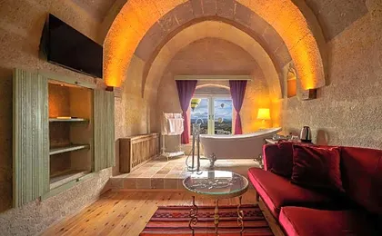 Takaev Cave House