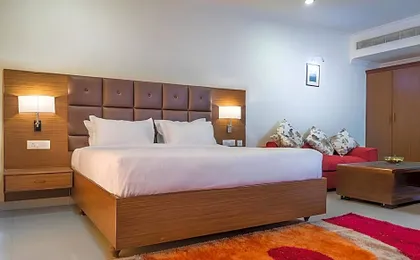 Hotel Saptagiri