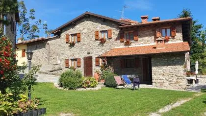 La Sala Vecchia - Lovely Tuscan Holiday house Badia Prataglia, Casentino Valley
