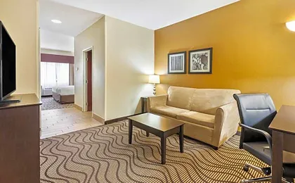 La Quinta Inn & Suites by Wyndham South Bend