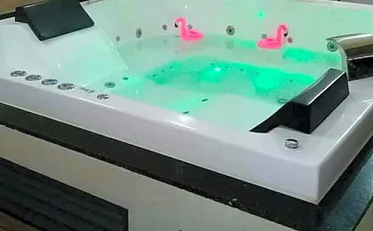 Casa com 2 quartos e banheira de Hidromassagem