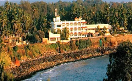 Mascot Beach Resort