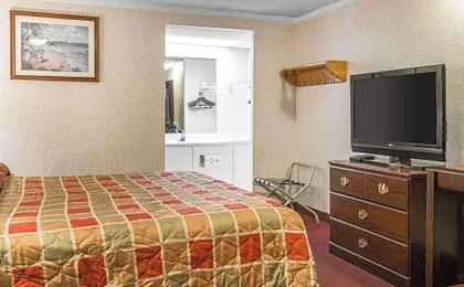 Rodeway Inn Madison Heights - Detroit