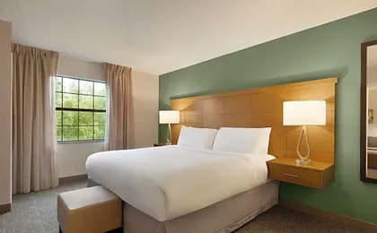 Staybridge Suites Tampa East- Brandon By IHG