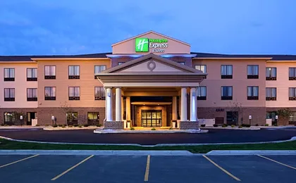 Holiday Inn Express Hotel and Suites Mason City By IHG