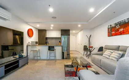 Stylish 1BR Apt in a Prime Central Location
