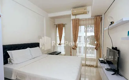 RedLiving Apartemen Skylounge Tamansari - Vanez Room