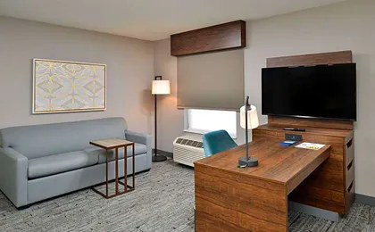 Hampton Inn & Suites Las Vegas Airport