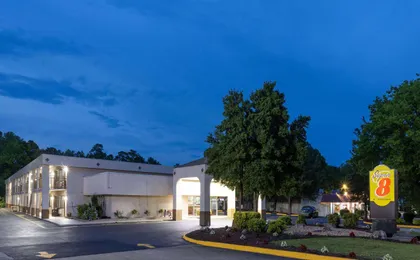 Super 8 by Wyndham Williamsburg/Historic Area