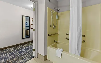 Country Inn & Suites by Radisson Kenosha - Pleasant Prairie