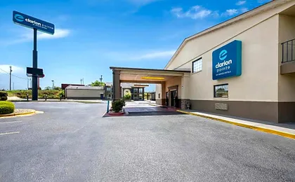 Clarion Pointe Athens I-65