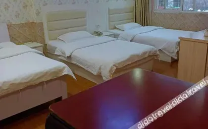 固始豪庭商务宾馆（秀水公园陈元光广场店）