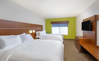 Holiday Inn Express Hotel & Suites Birmingham - Inverness 280 By IHG