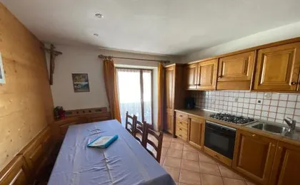 Saskia Residence